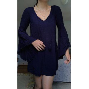 Butterfly Sleeve Lace Shift Dress
